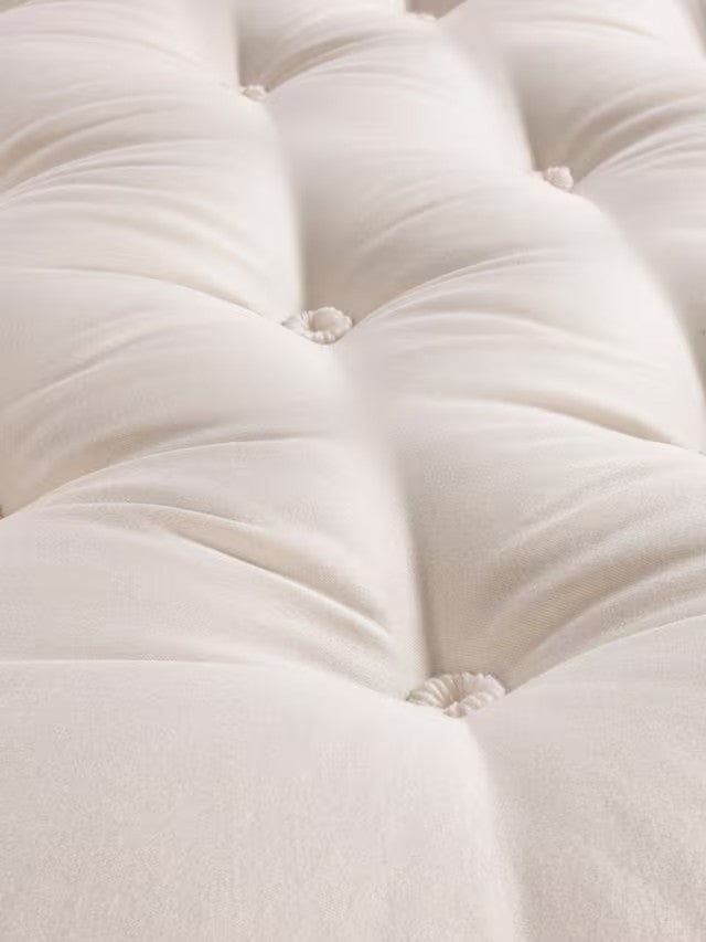 Wool 5000 mattress, close-up of organic cotton ticking